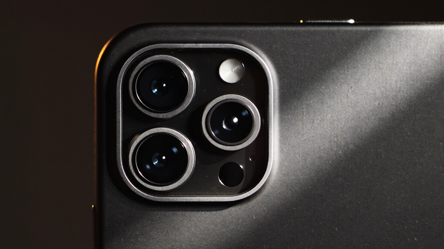 Galaxy Z Fold 7 → Z Fold 8: A Case Designer's Diff (And What Will Still Fit)